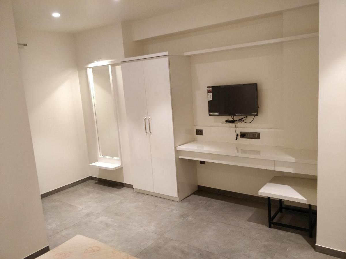 Hotel My Home Residency Насик Экстерьер фото