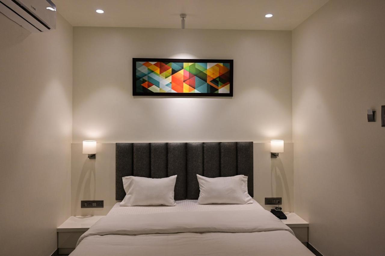 Hotel My Home Residency Насик Экстерьер фото