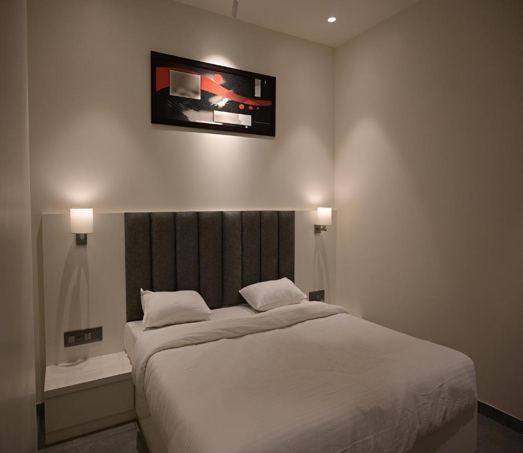 Hotel My Home Residency Насик Экстерьер фото
